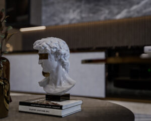 The Psychology of Luxury Interior Design: How Spaces Influence Emotions & Lifestyle